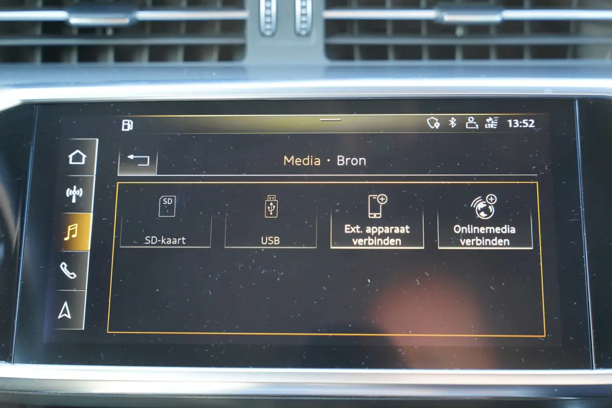 40 TDI quattro Business edition 204pk | Virtual Cockpit | Achteruitrijcamera | Cruise control adaptief met stop&go | Dab | Elektrisch bedienbare achterklep | LED koplampen | Navigatiesysteem