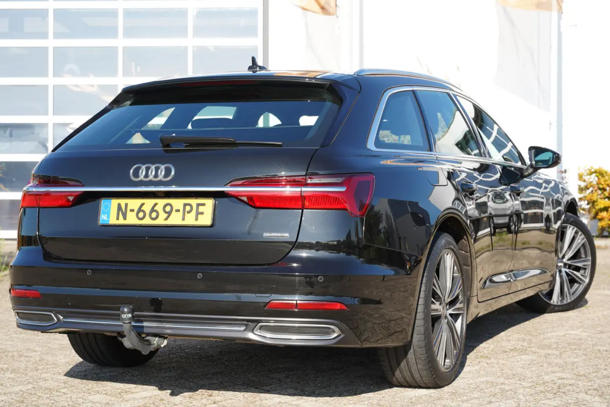 40 TDI quattro Business edition 204pk | Virtual Cockpit | Achteruitrijcamera | Cruise control adaptief met stop&go | Dab | Elektrisch bedienbare achterklep | LED koplampen | Navigatiesysteem