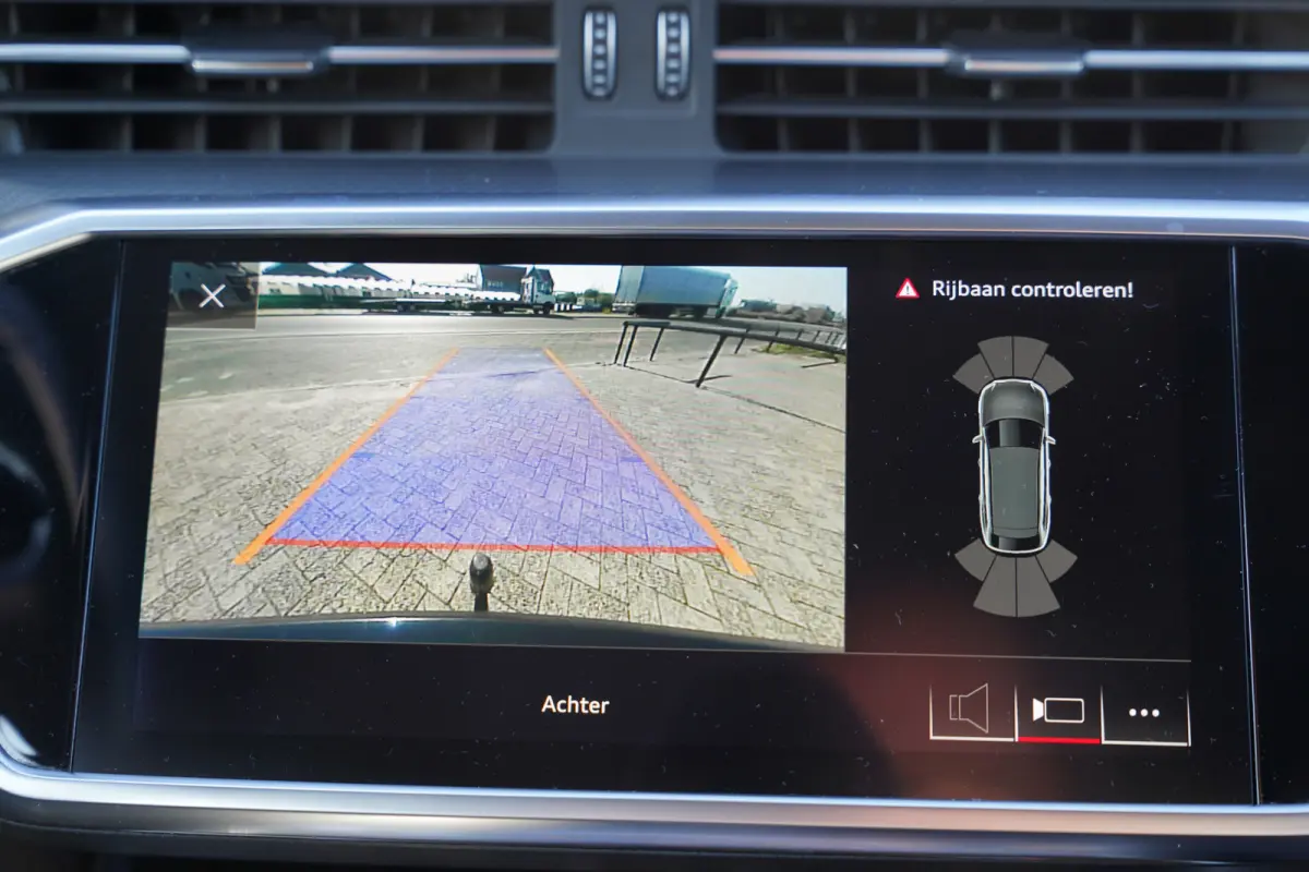 40 TDI quattro Business edition 204pk | Virtual Cockpit | Achteruitrijcamera | Cruise control adaptief met stop&go | Dab | Elektrisch bedienbare achterklep | LED koplampen | Navigatiesysteem