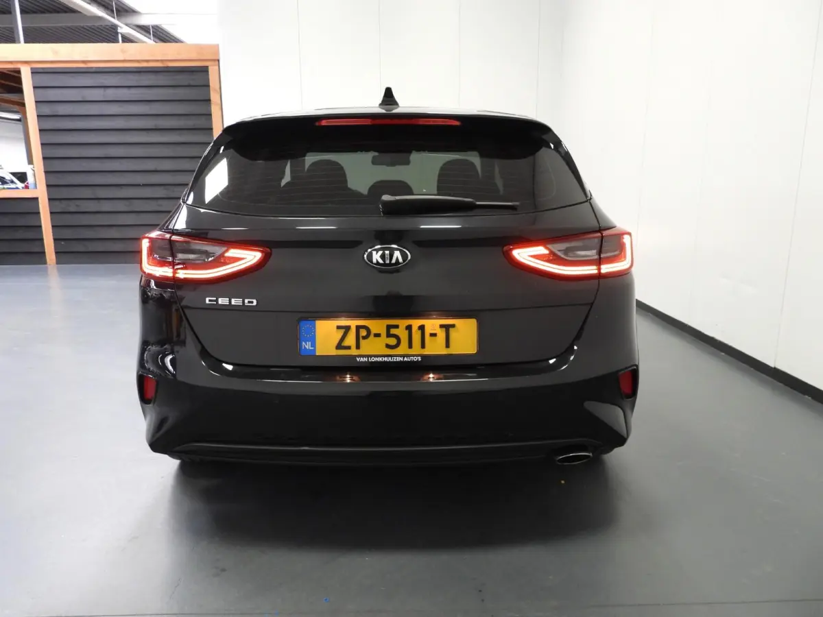 1.0 T-GDi DynamicLine NAVI/CAMERA/CLIMA/CRUISE/16"LMV!