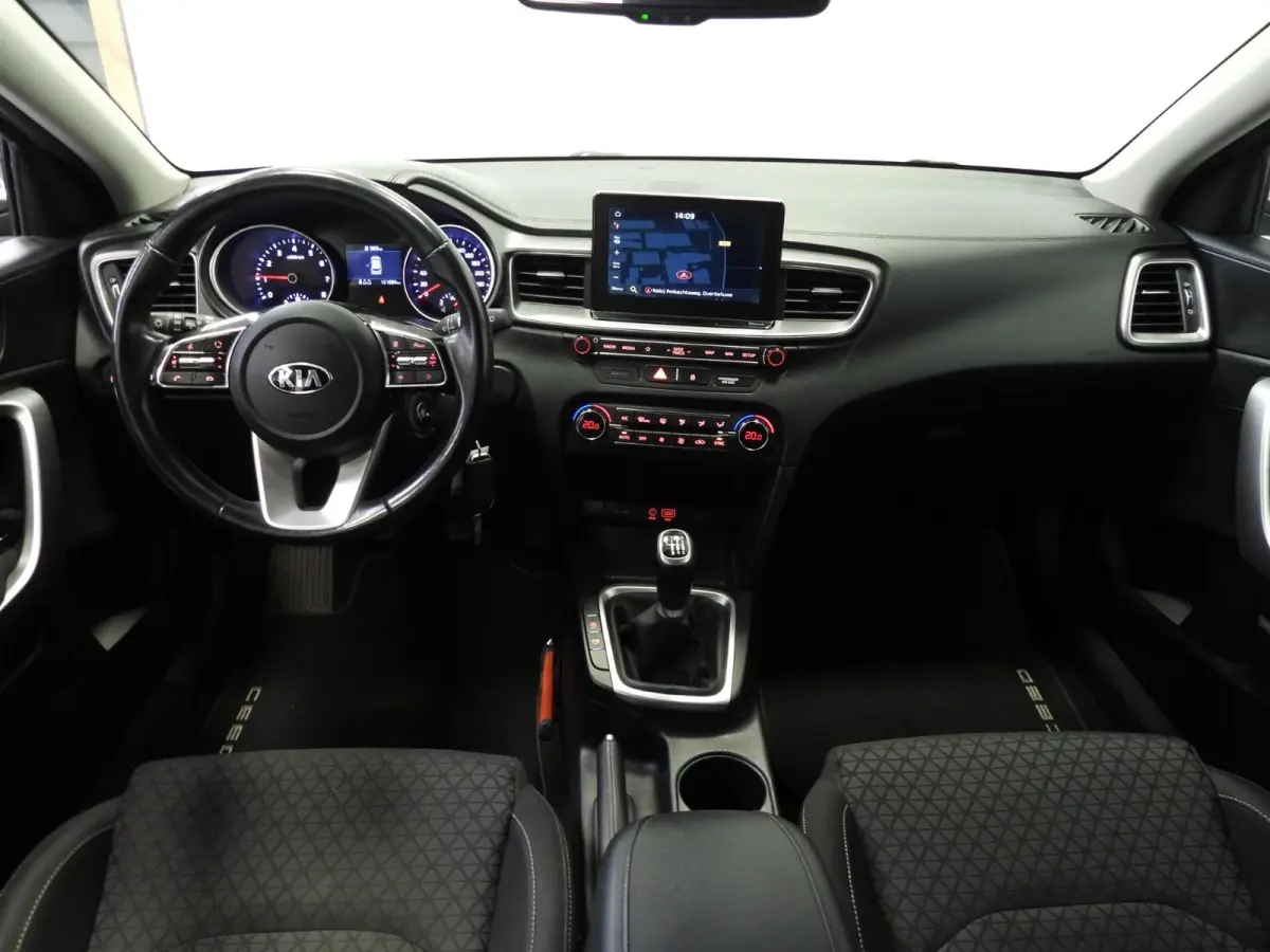 1.0 T-GDi DynamicLine NAVI/CAMERA/CLIMA/CRUISE/16"LMV!
