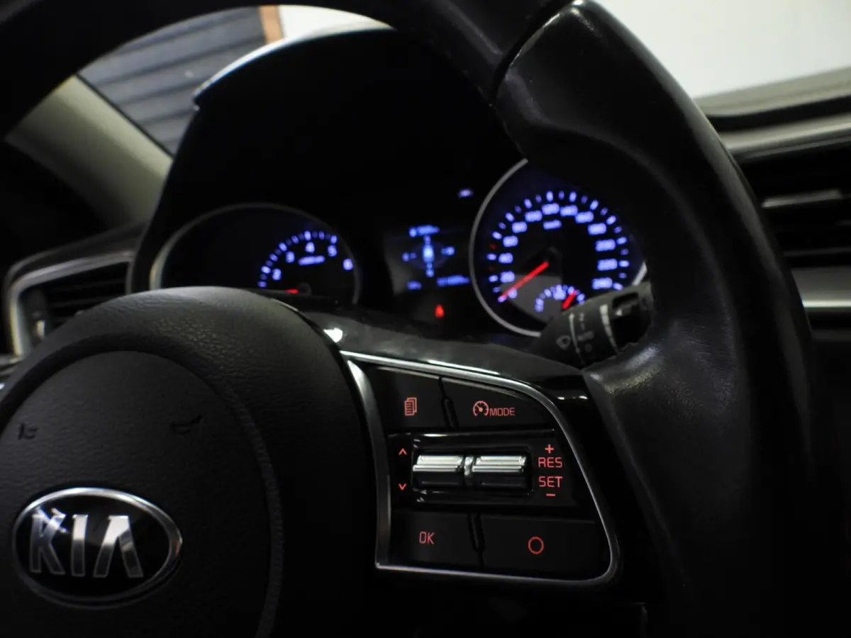 1.0 T-GDi DynamicLine NAVI/CAMERA/CLIMA/CRUISE/16"LMV!
