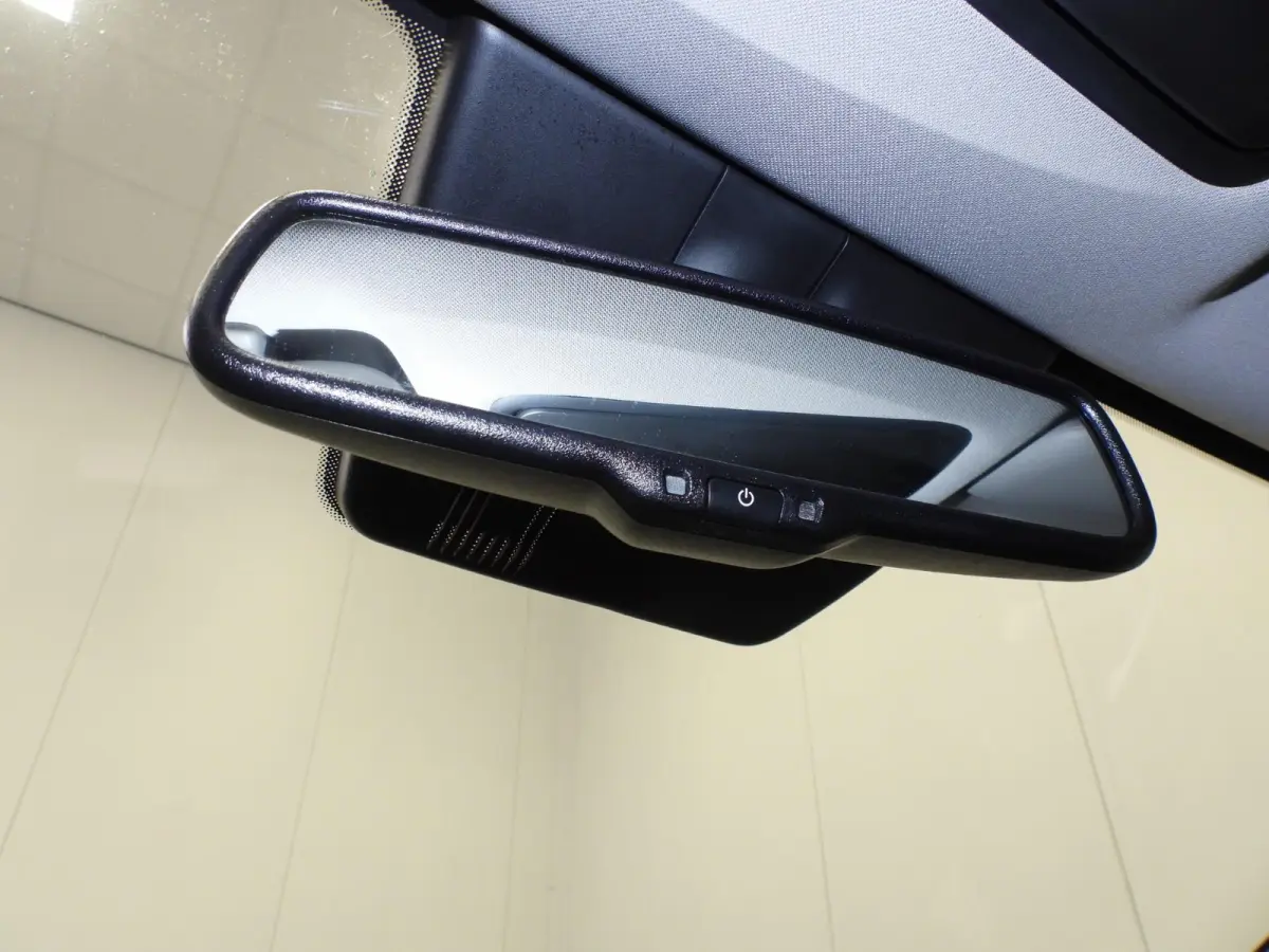 1.0 T-GDi DynamicLine NAVI/CAMERA/CLIMA/CRUISE/16"LMV!