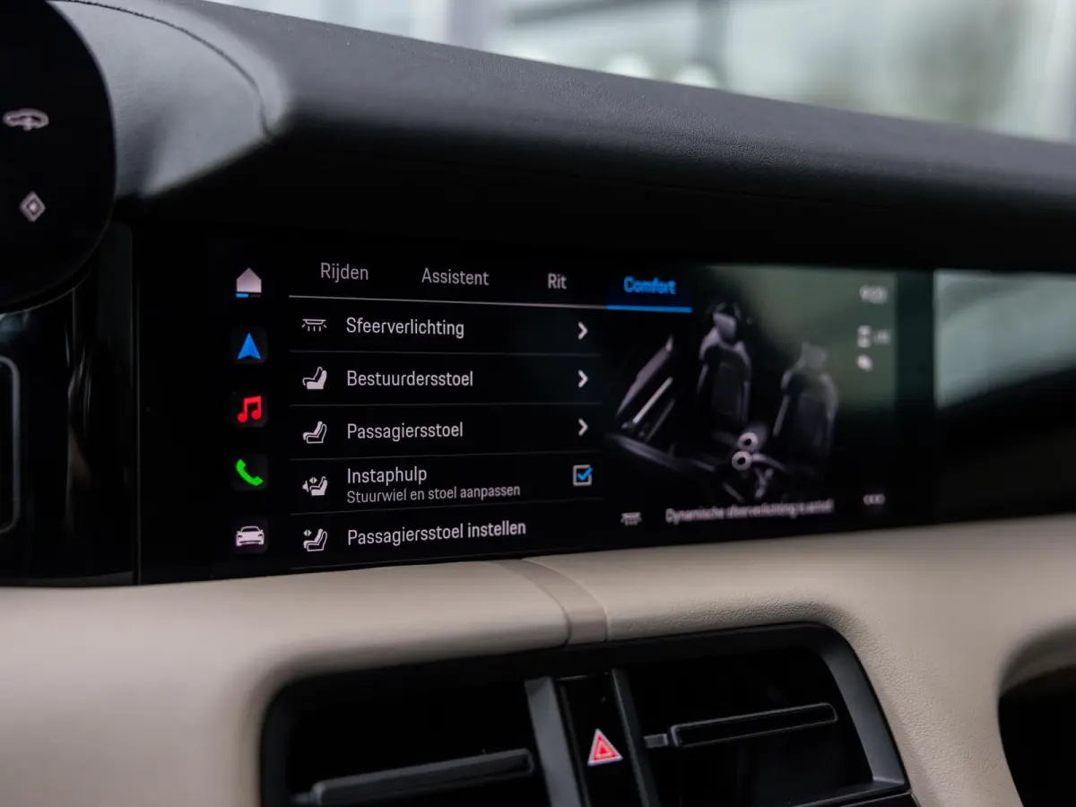 79 kWh | BOSE | PASM LUCHTVERING | PANORAMADAK | 20 INCH | ACHTERUITRIJCAMERA | WARMTEPOMP | ADAPTIEVE CRUISE CONTROL | 14-WEG STOELEN | VULKAANGRIJS |