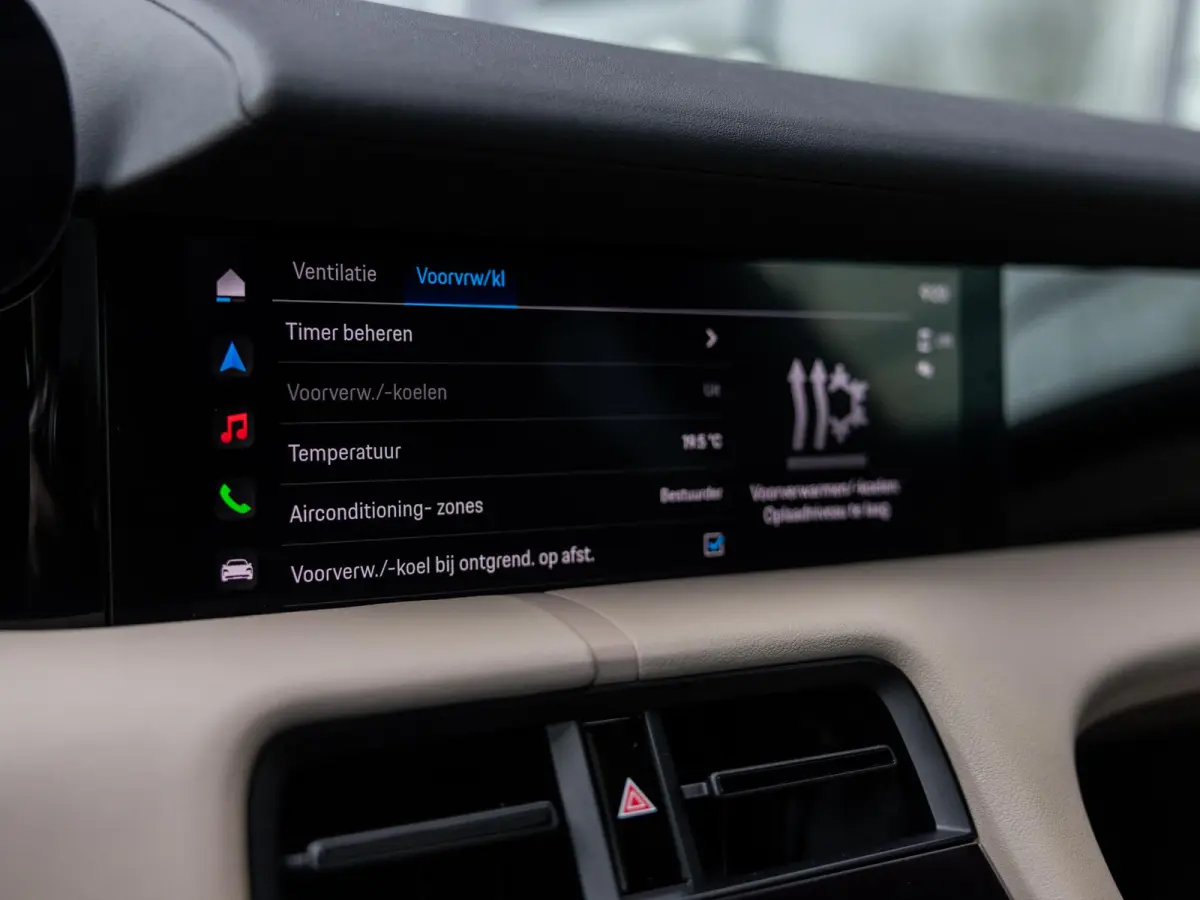 79 kWh | BOSE | PASM LUCHTVERING | PANORAMADAK | 20 INCH | ACHTERUITRIJCAMERA | WARMTEPOMP | ADAPTIEVE CRUISE CONTROL | 14-WEG STOELEN | VULKAANGRIJS |