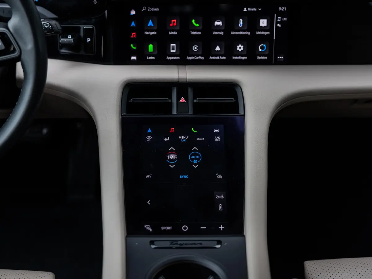 79 kWh | BOSE | PASM LUCHTVERING | PANORAMADAK | 20 INCH | ACHTERUITRIJCAMERA | WARMTEPOMP | ADAPTIEVE CRUISE CONTROL | 14-WEG STOELEN | VULKAANGRIJS |