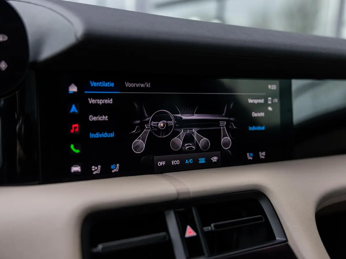 79 kWh | BOSE | PASM LUCHTVERING | PANORAMADAK | 20 INCH | ACHTERUITRIJCAMERA | WARMTEPOMP | ADAPTIEVE CRUISE CONTROL | 14-WEG STOELEN | VULKAANGRIJS |