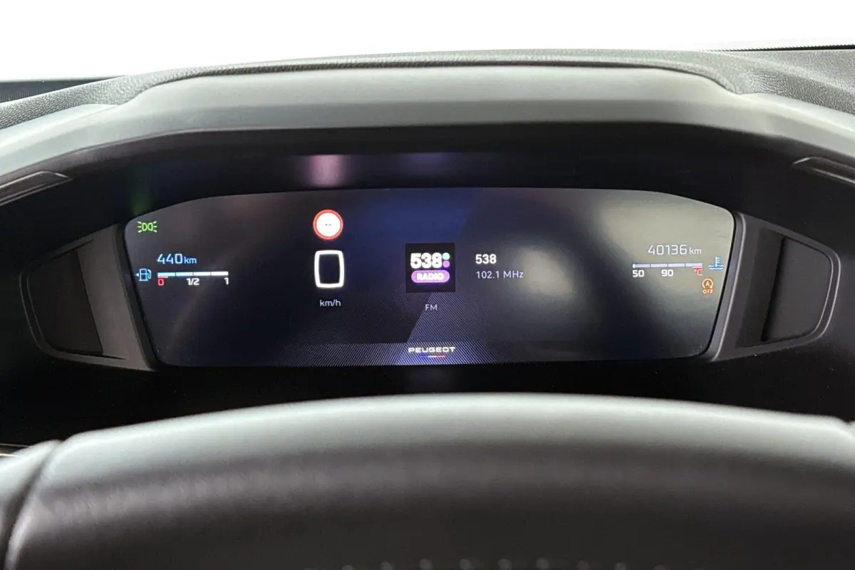 1.2 PureTech 100 Allure Keyless Clima Apple CarPlay