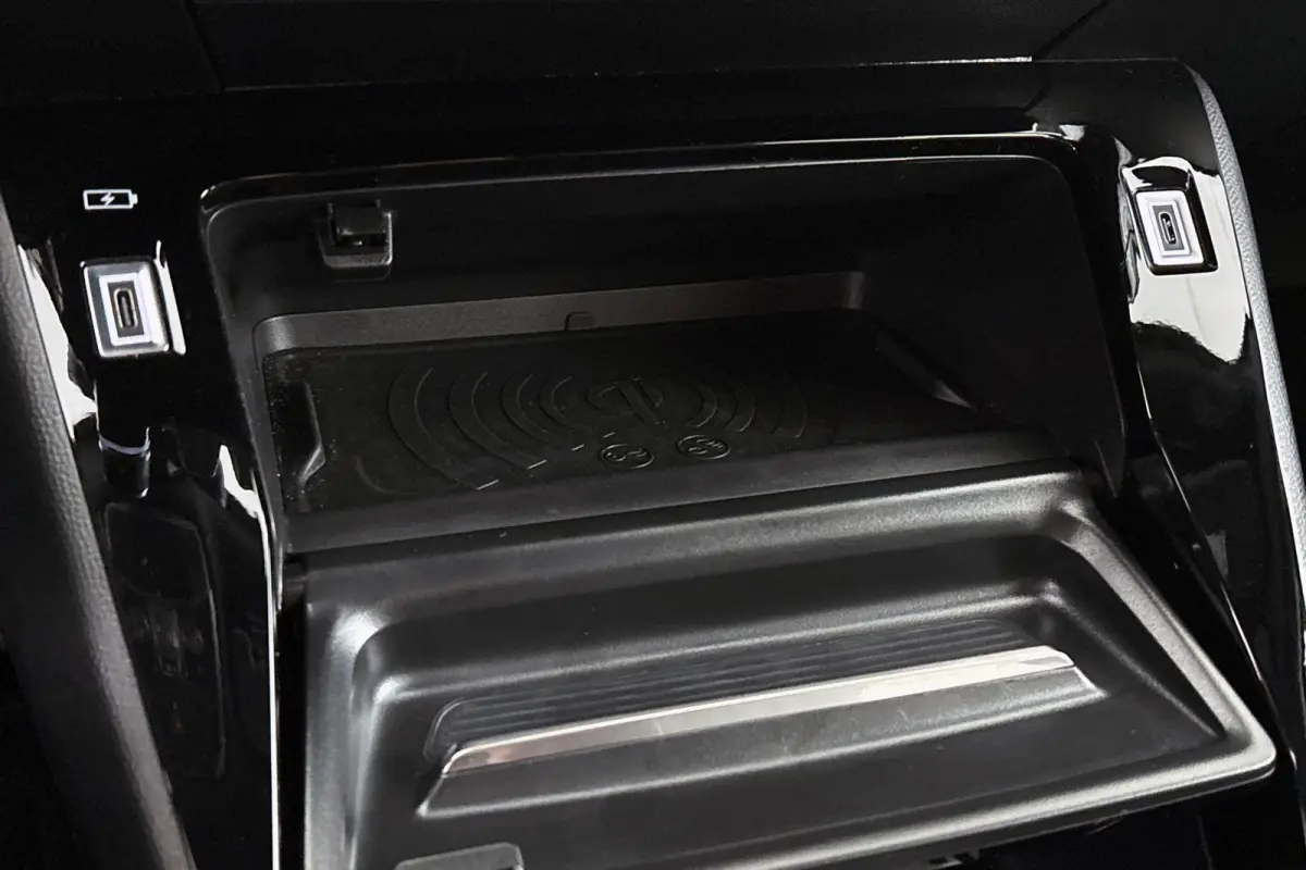 1.2 PureTech 100 Allure Keyless Clima Apple CarPlay