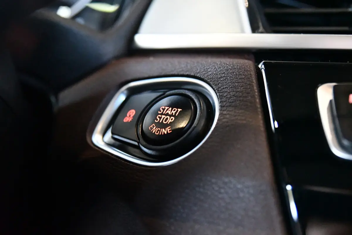 XDrive25d M Sport, ACC, Memory, Camera, HUD, Leder, LED!