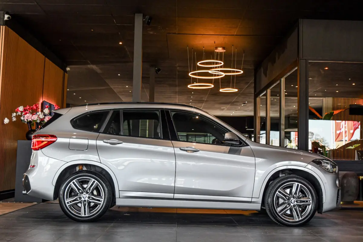 XDrive25d M Sport, ACC, Memory, Camera, HUD, Leder, LED!