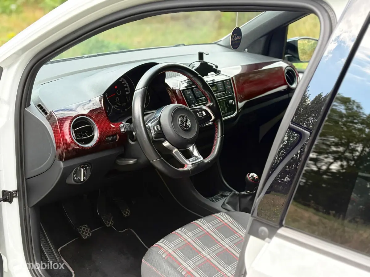 Up! 1.0 TSI GTI