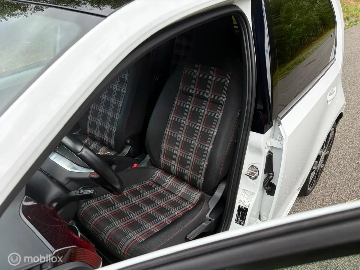 Up! 1.0 TSI GTI