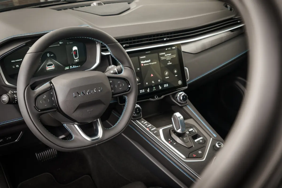 1.5 Plug-in Hybrid 262 Pk | Stuurverwarming | Zwarte Hemel | Panoramadak | 75 km Elektrisch | NL Auto | 20 inch. LMV | 1e eigenaar