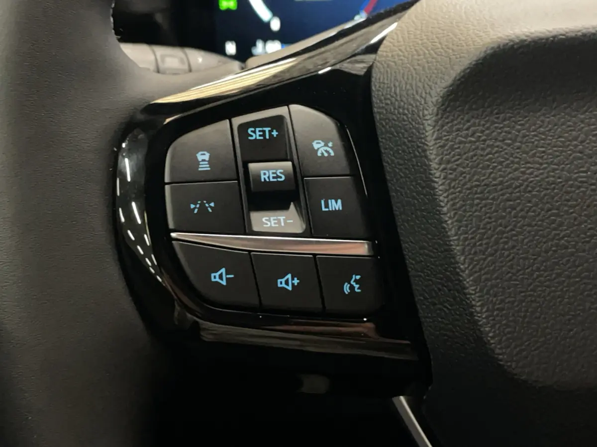 1.0 EcoBoost Sound Edition Adaptieve cruise | 360 Camera | Stoel- stuurverw. | Carplay | Two tone interieur | B&O | Full LED