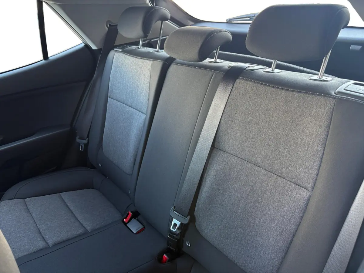 1.0 T-GDi MHEV DynamicLine | Navigatie | Camera | Climate control | Adaptieve Cruise control | Apple Carplay / Android Auto | Parkeersensoren achter | Lichtmetalen Velgen |