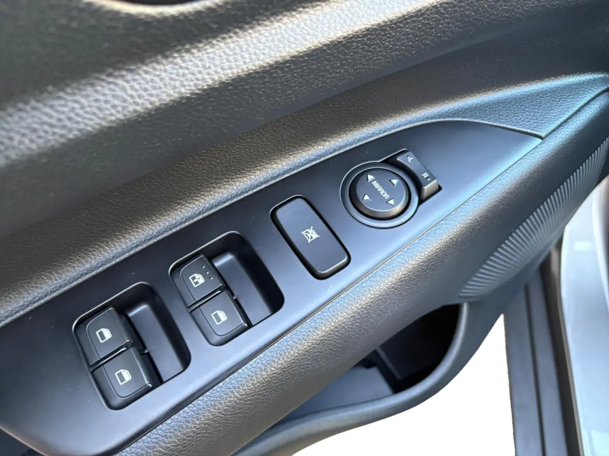 1.0 T-GDi MHEV DynamicLine | Navigatie | Camera | Climate control | Adaptieve Cruise control | Apple Carplay / Android Auto | Parkeersensoren achter | Lichtmetalen Velgen |