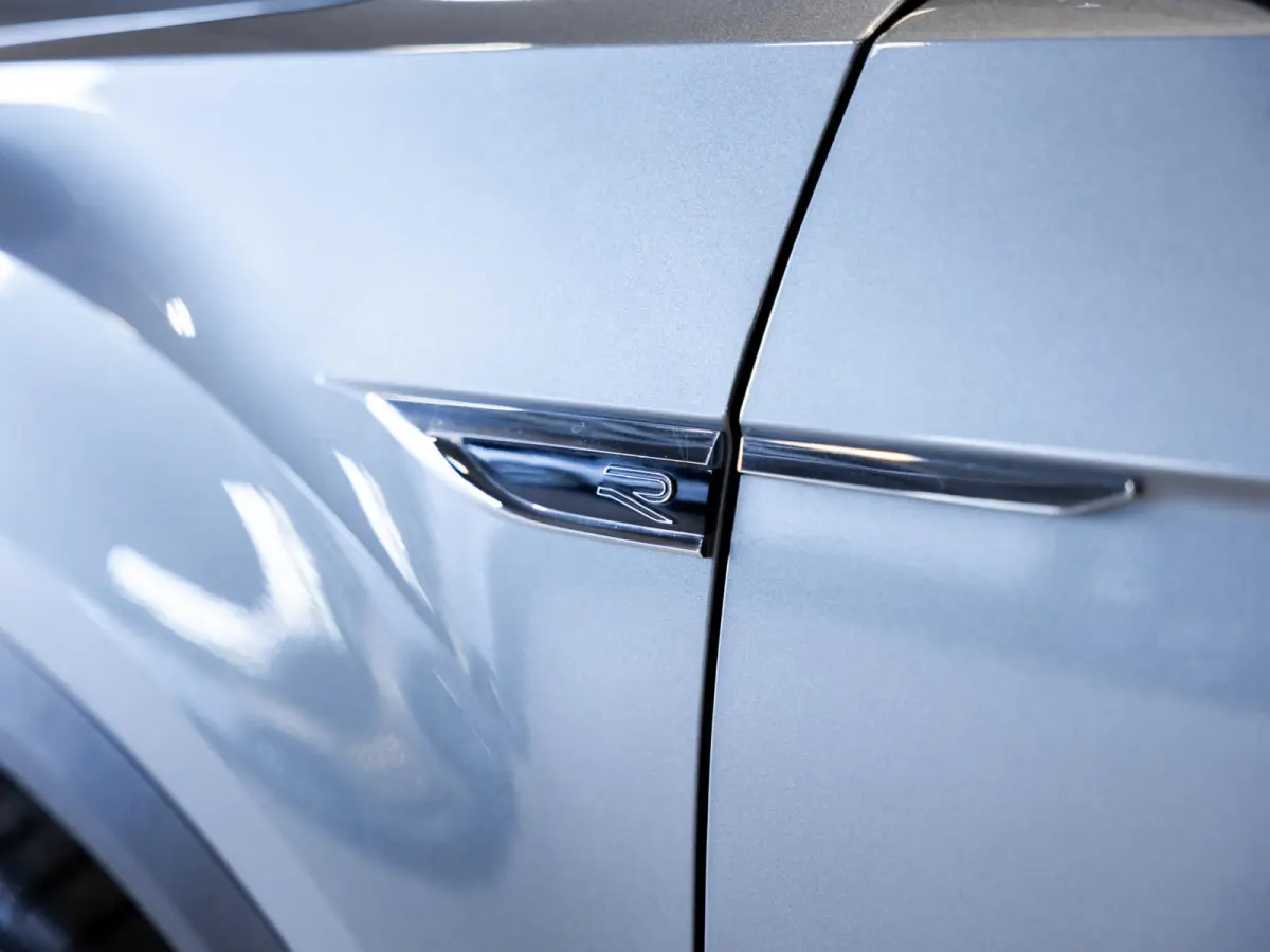1.0 TSI R-Line / 110pk / NAP / Dodehoek herkenning / Virtual dashboard /