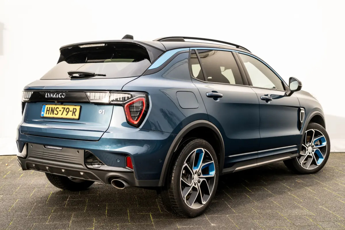 1.5 Plug-in Hybrid 262 Pk | Stuurverwarming | Zwarte Hemel | 75 km Elektrisch Panoramadak | NL Auto | 20 inch. LMV | 1e eigenaar