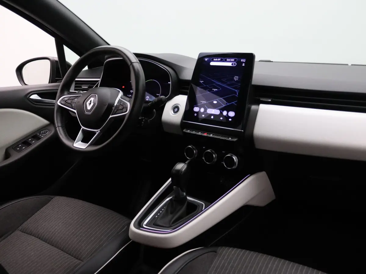 145pk E-Tech Hybrid Techno Apple Carplay/Android Auto | Climate
