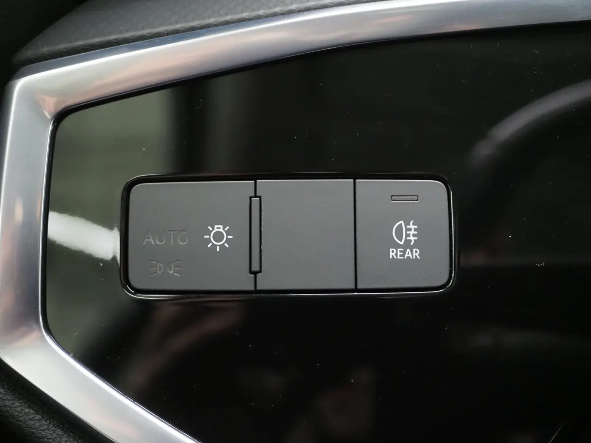 45 TFSI e Edition Full Black | Panoramadak | Stoelverwarming | Virtual | Cruise | PDC | LED | Carplay