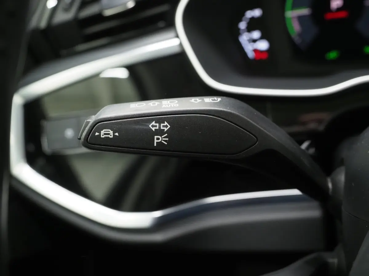 45 TFSI e Edition Full Black | Panoramadak | Stoelverwarming | Virtual | Cruise | PDC | LED | Carplay