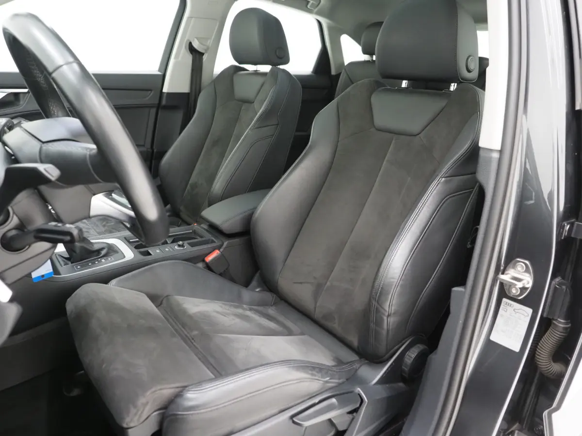 45 TFSI e Edition Full Black | Panoramadak | Stoelverwarming | Virtual | Cruise | PDC | LED | Carplay