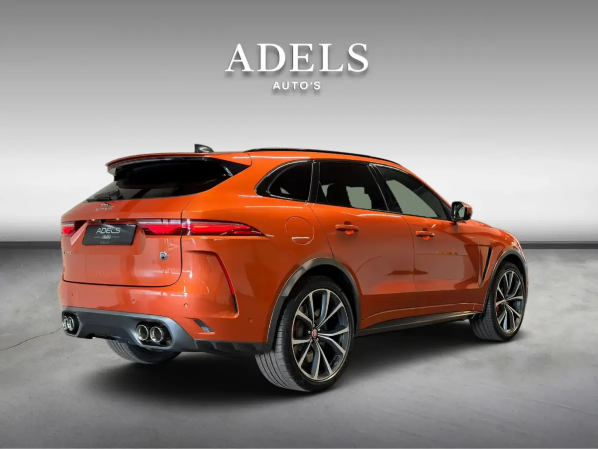 5.0 P550 V8 SVR Speciale lak SVO Ultra Metallic Trekhaak Meridian Carbon Pano CameraDealer Onderhouden