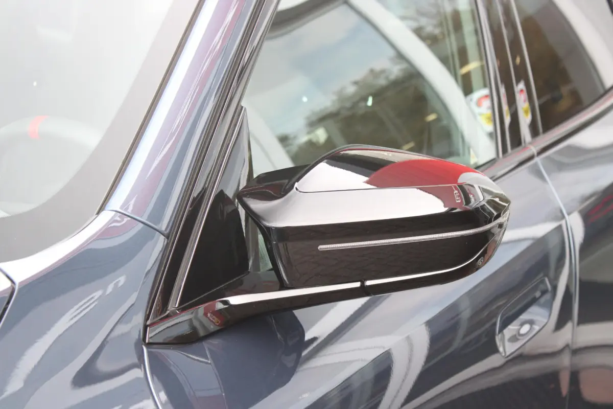 M50 xDrive 399PK M-SPORT PRO | PANORAMA DAK | HARMAN KARDON AUDIO SYSTEM | COMFORT PACK: (STOELVENTILATIE OP DE VOORSTOELEN, ELEKTRISCH VERWARMBARE VOORSTOELEN EN BUITENSTE ZITPLAATSEN ACHTE