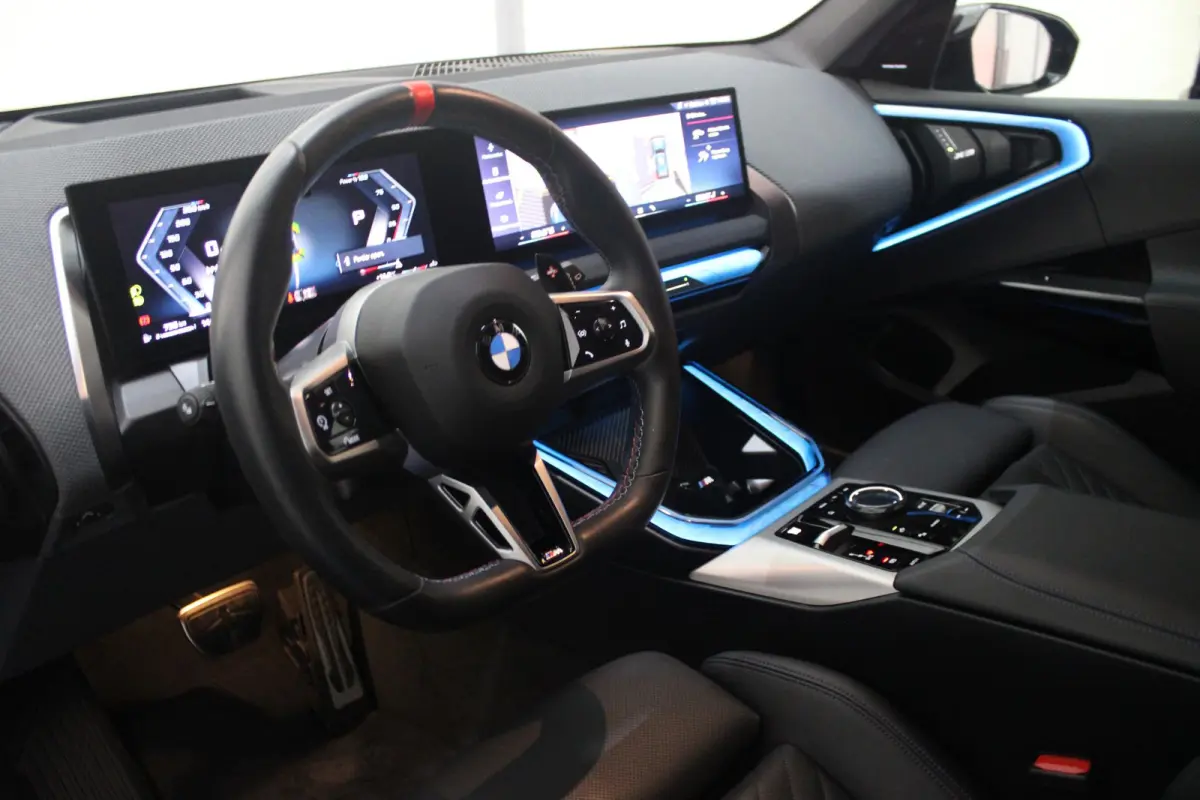 M50 xDrive 399PK M-SPORT PRO | PANORAMA DAK | HARMAN KARDON AUDIO SYSTEM | COMFORT PACK: (STOELVENTILATIE OP DE VOORSTOELEN, ELEKTRISCH VERWARMBARE VOORSTOELEN EN BUITENSTE ZITPLAATSEN ACHTE