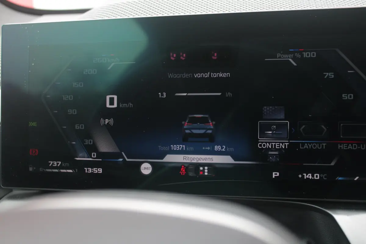 M50 xDrive 399PK M-SPORT PRO | PANORAMA DAK | HARMAN KARDON AUDIO SYSTEM | COMFORT PACK: (STOELVENTILATIE OP DE VOORSTOELEN, ELEKTRISCH VERWARMBARE VOORSTOELEN EN BUITENSTE ZITPLAATSEN ACHTE
