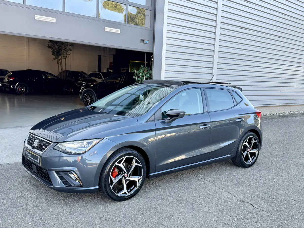 1.0 TSI DSG FR Pano|Leer|Navi|LED Grijs