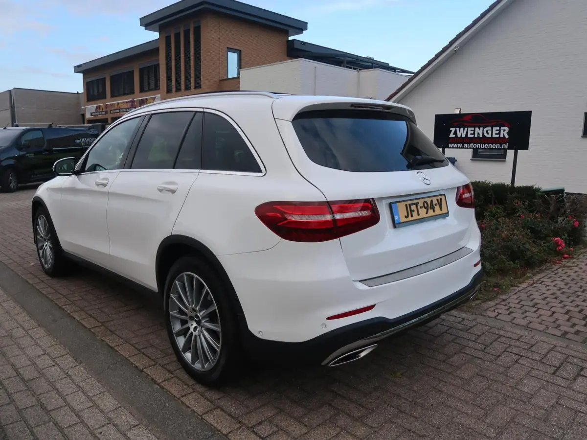250 4MATIC AMG PANORAMADAK|ADAPTIVE CRUISECONTROL|STUURHULP|RIJSTROOK|NAVIGATIE|LEDER|CAMERA|ZEER MOOI