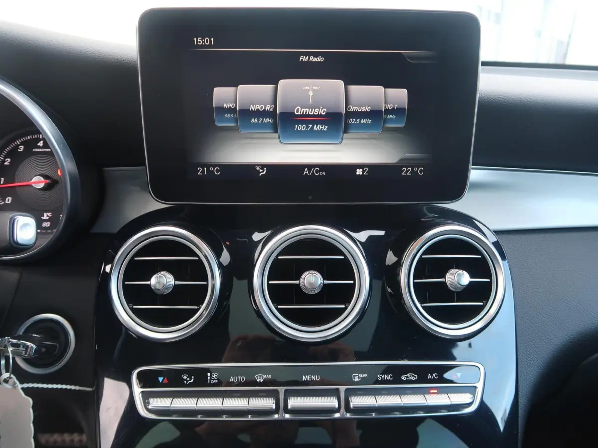 250 4MATIC AMG PANORAMADAK|ADAPTIVE CRUISECONTROL|STUURHULP|RIJSTROOK|NAVIGATIE|LEDER|CAMERA|ZEER MOOI