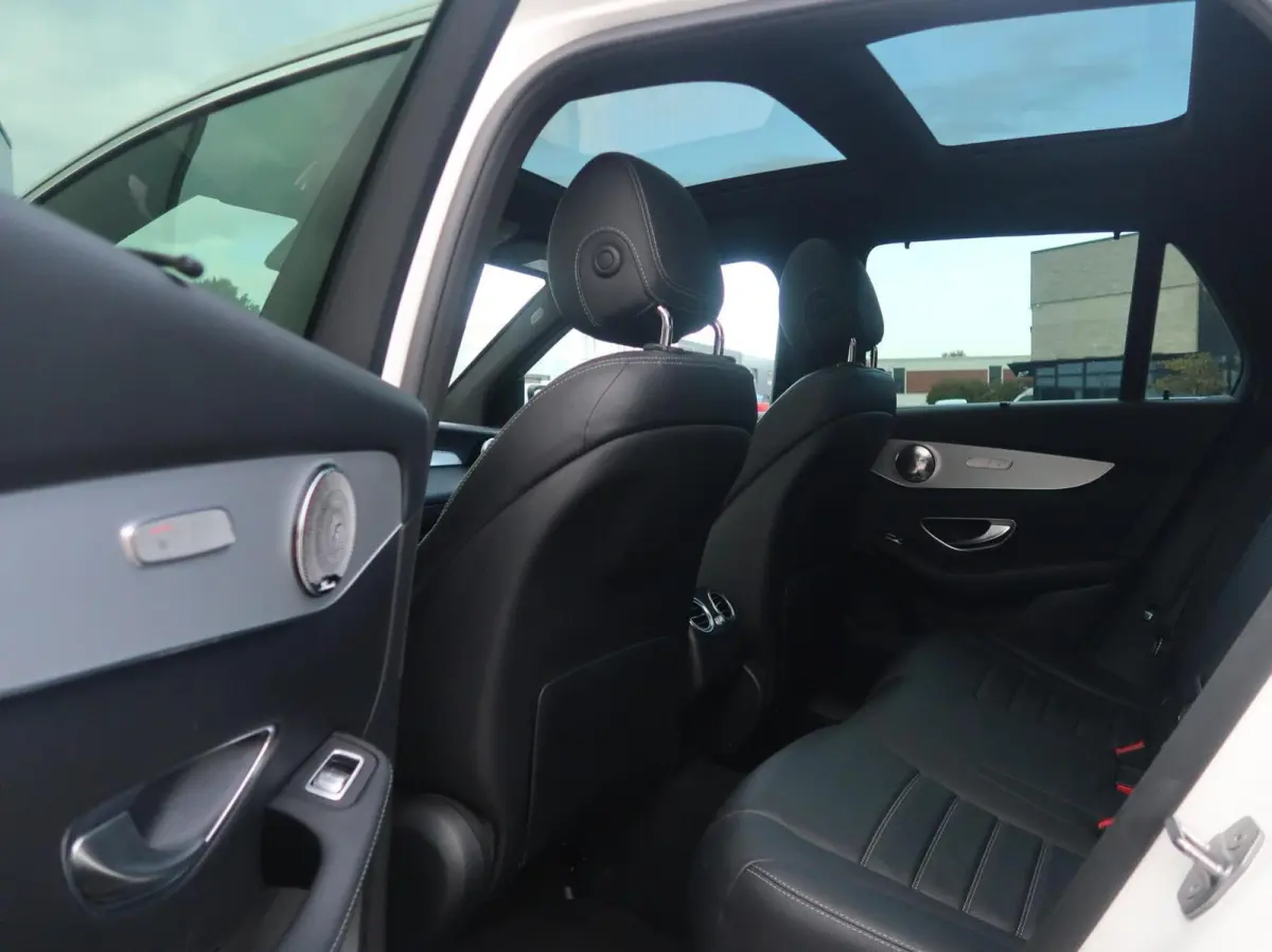 250 4MATIC AMG PANORAMADAK|ADAPTIVE CRUISECONTROL|STUURHULP|RIJSTROOK|NAVIGATIE|LEDER|CAMERA|ZEER MOOI