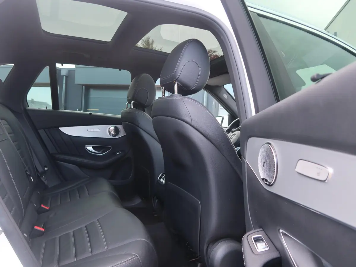 250 4MATIC AMG PANORAMADAK|ADAPTIVE CRUISECONTROL|STUURHULP|RIJSTROOK|NAVIGATIE|LEDER|CAMERA|ZEER MOOI