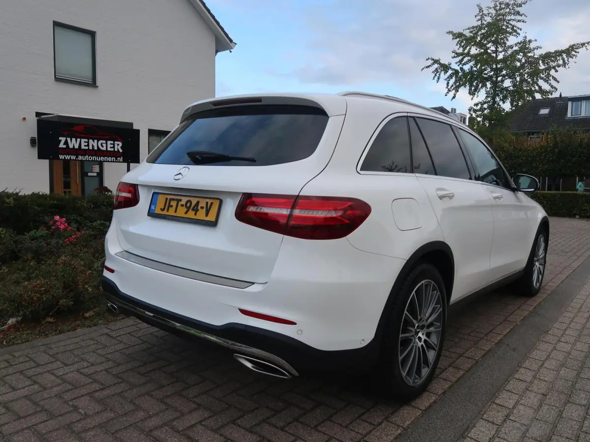 250 4MATIC AMG PANORAMADAK|ADAPTIVE CRUISECONTROL|STUURHULP|RIJSTROOK|NAVIGATIE|LEDER|CAMERA|ZEER MOOI