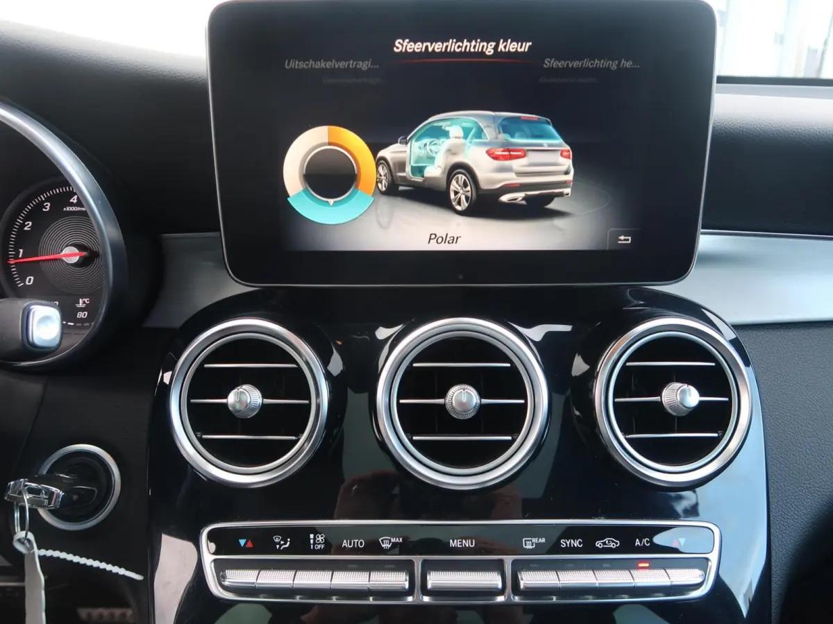 250 4MATIC AMG PANORAMADAK|ADAPTIVE CRUISECONTROL|STUURHULP|RIJSTROOK|NAVIGATIE|LEDER|CAMERA|ZEER MOOI