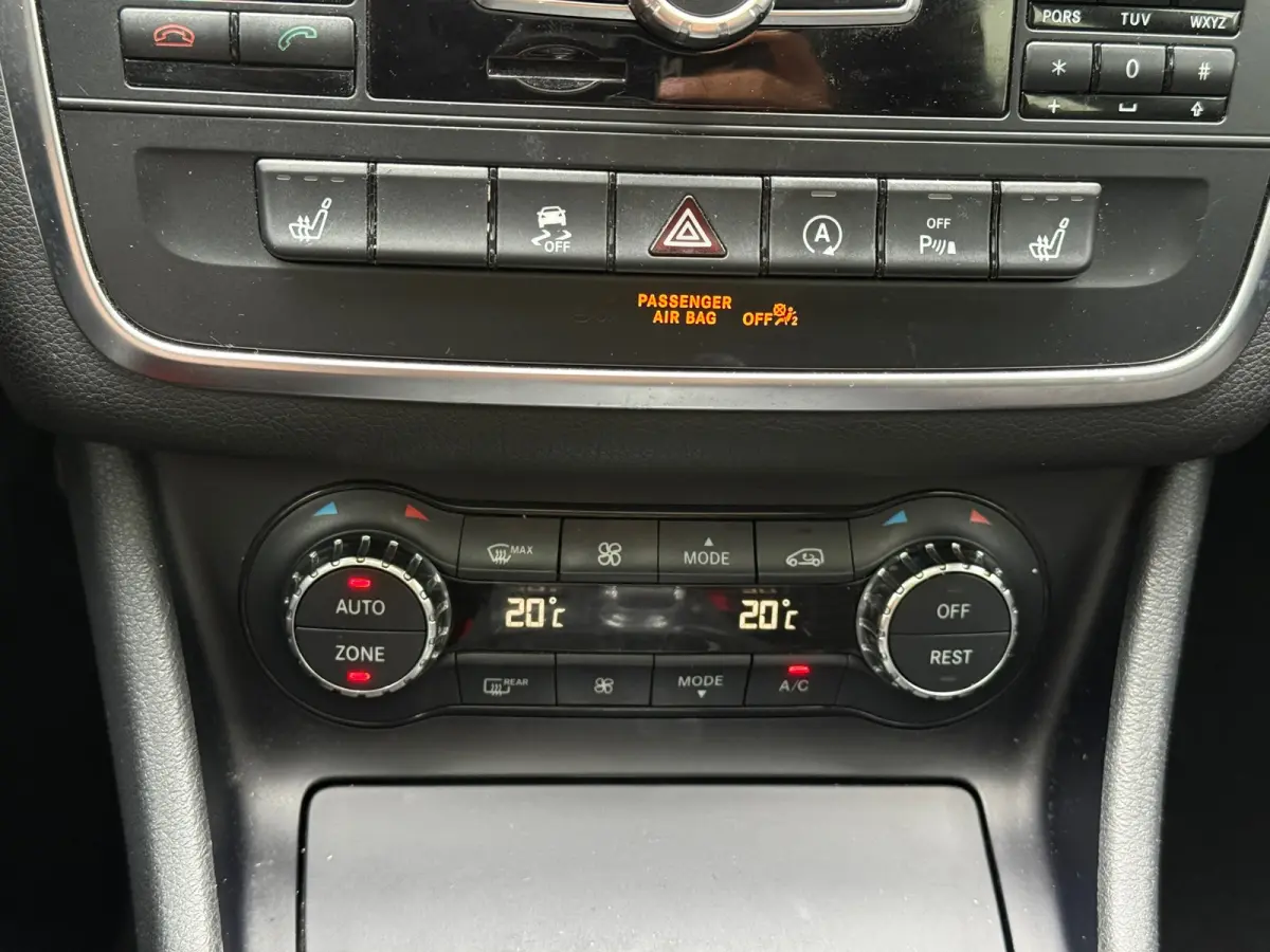 AMG 45 4MATIC l Aero Pack l Pano l Harman Kardon l ACC l Camera l VDOH