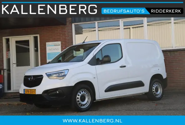 1.5D L1H1 Edition / Navi & App Connect / Stuur verwarming / PDC