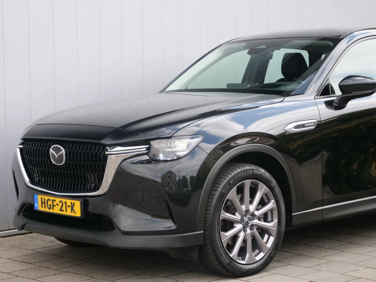 2.5 e-SkyActiv PHEV Takumi 327 Pk Automaat Navi / DAB / Camera / Apple Carplay / Leer