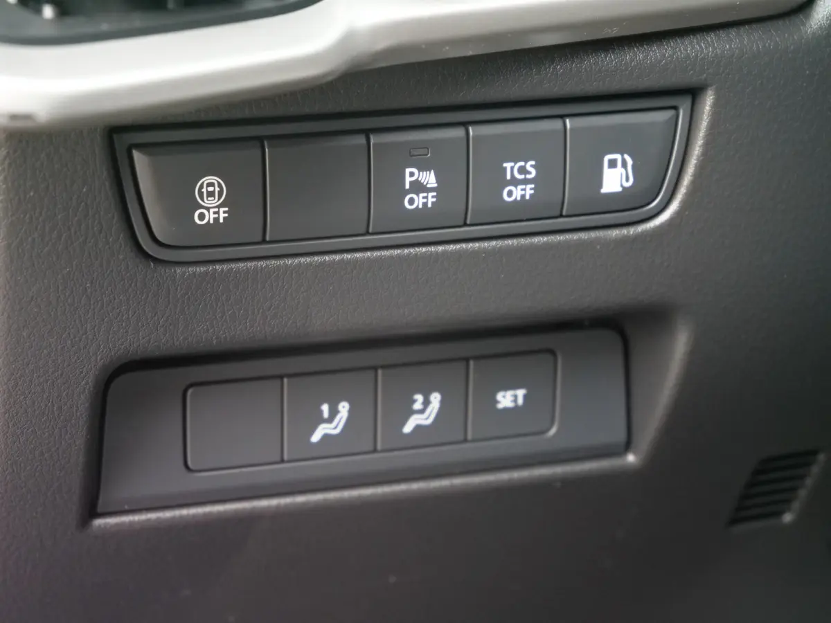 2.5 e-SkyActiv PHEV Takumi 327 Pk Automaat Navi / DAB / Camera / Apple Carplay / Leer