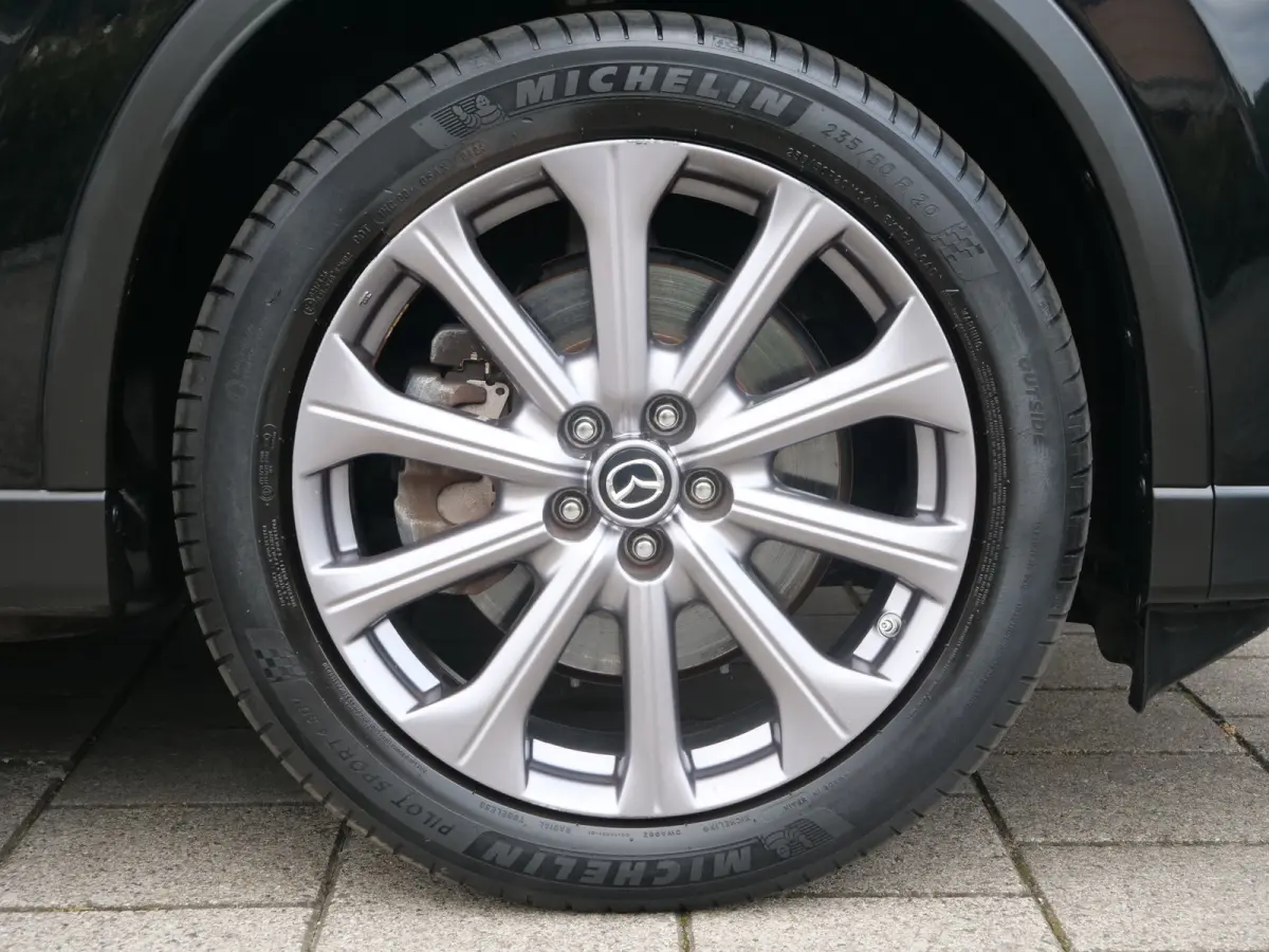 2.5 e-SkyActiv PHEV Takumi 327 Pk Automaat Navi / DAB / Camera / Apple Carplay / Leer