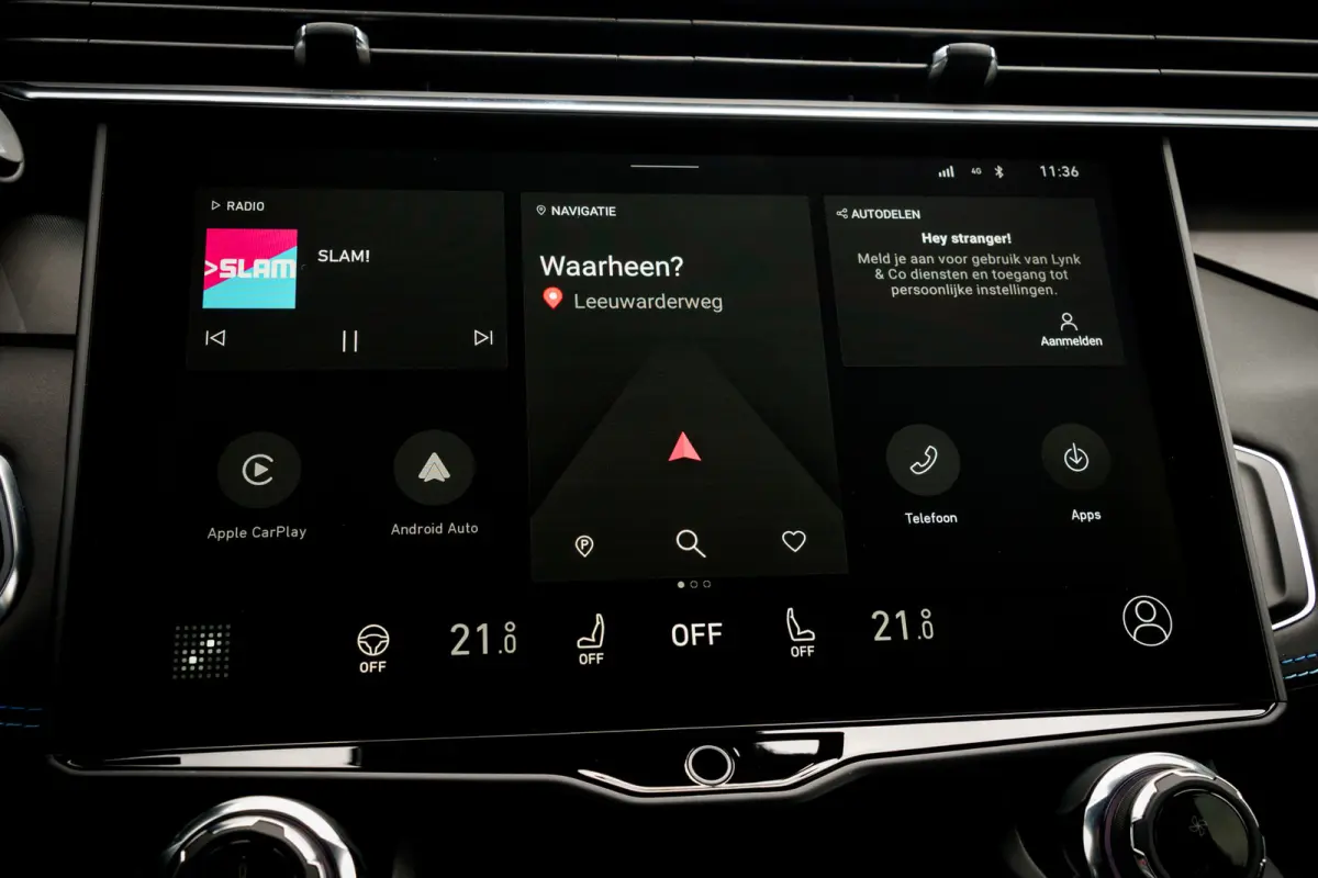 1.5 Plug-in Hybrid 262 Pk | Stuurverwarming | Zwarte Hemel | Panoramadak | 75 km Elektrisch | NL Auto | 20 inch. LMV | 1e eigenaar