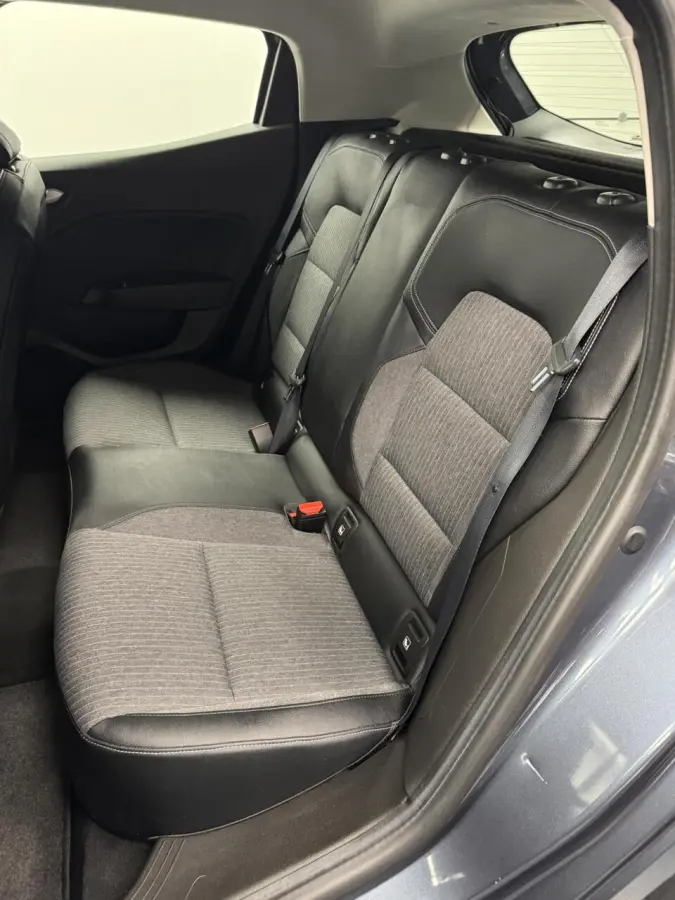 1.0 TCe Zen Carplay-Cr.contr-Clima-Parkeersenoren-LED-Lm16''velgen