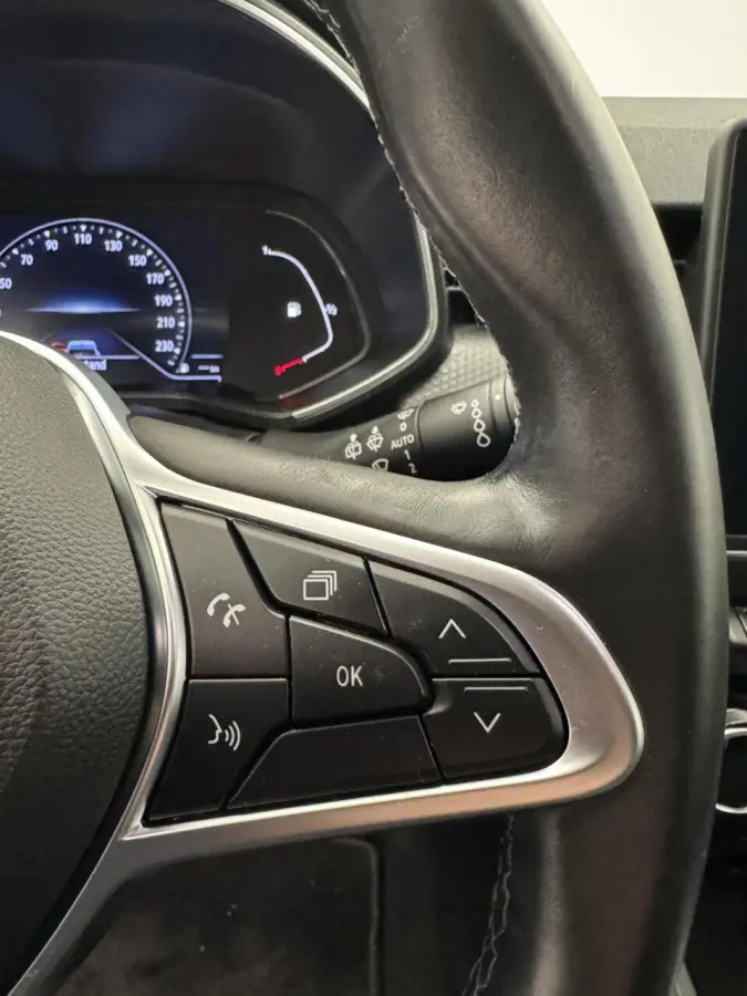 1.0 TCe Zen Carplay-Cr.contr-Clima-Parkeersenoren-LED-Lm16''velgen