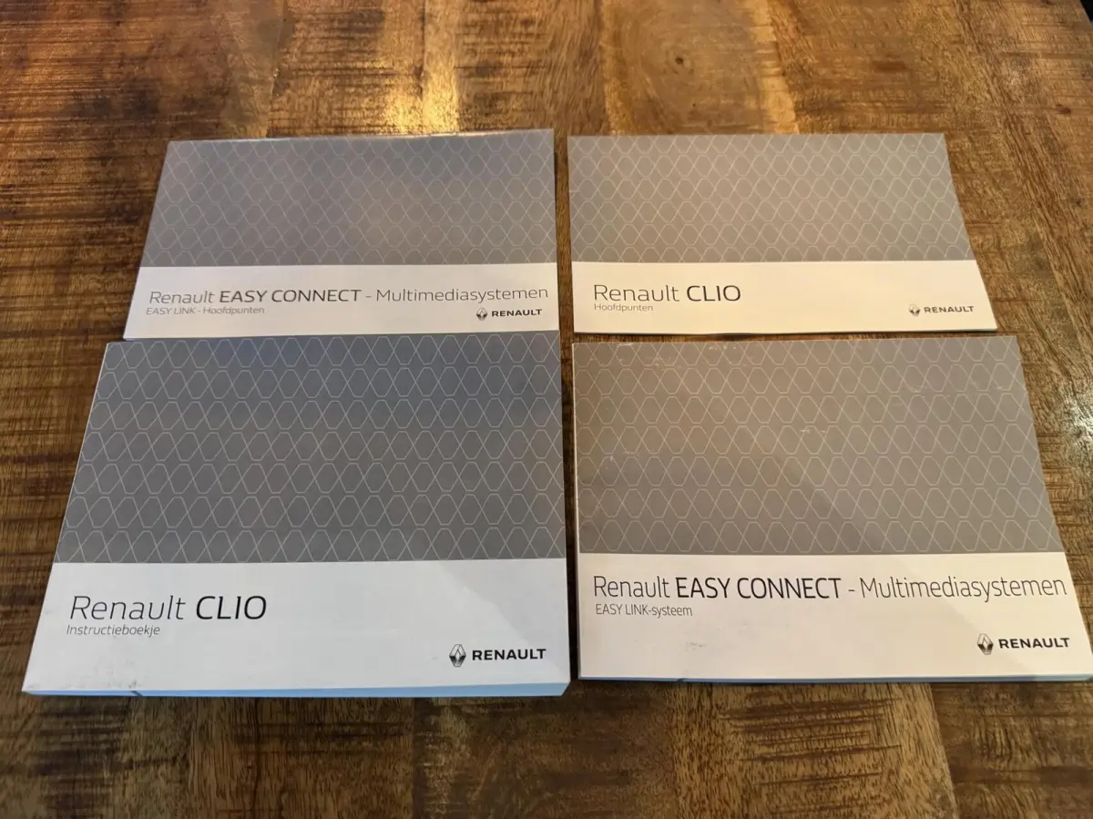 1.0 TCe Zen Carplay-Cr.contr-Clima-Parkeersenoren-LED-Lm16''velgen