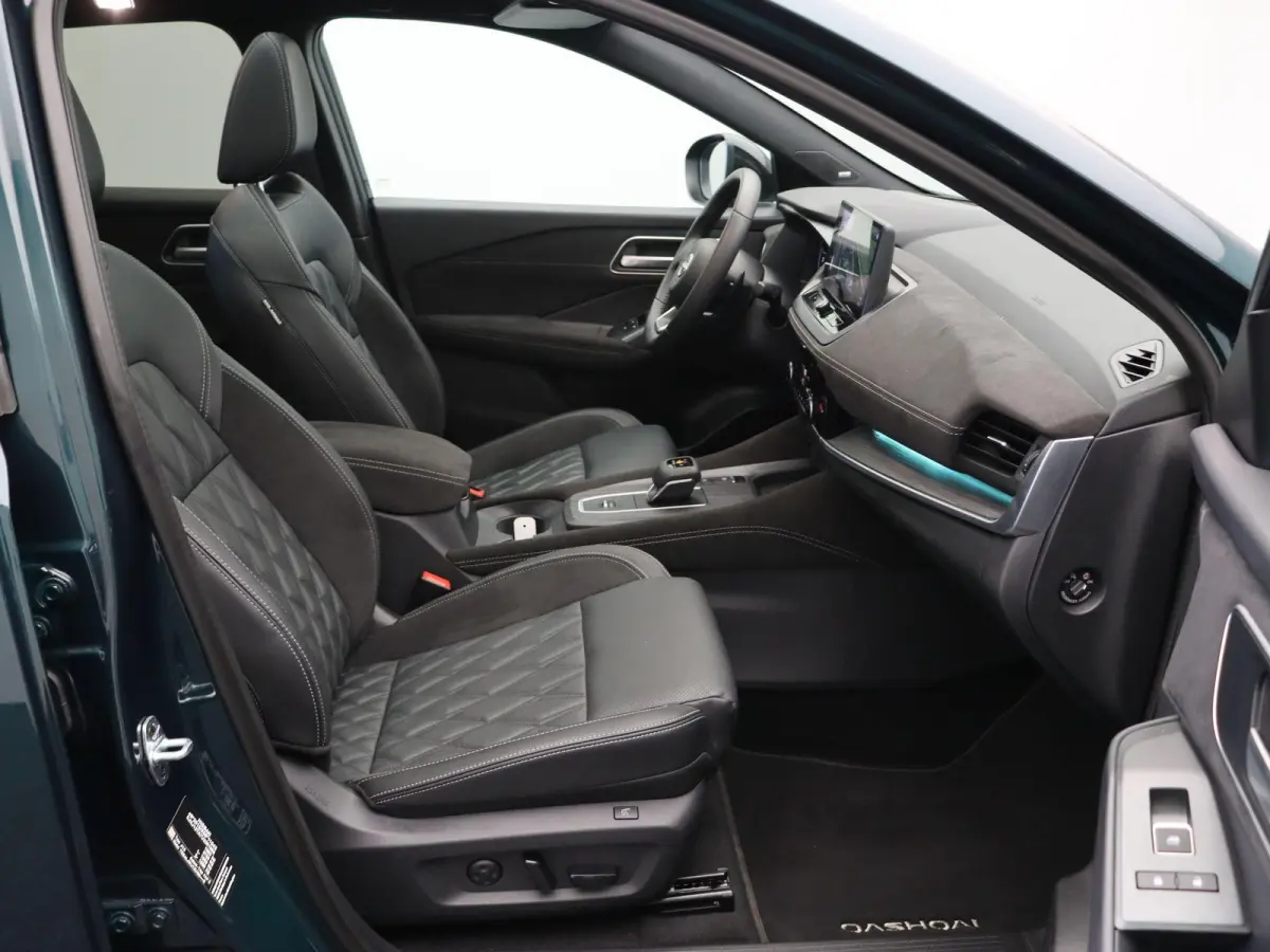 158pk MHEV Xtronic Tekna Plus | 360 camera | Memory | Leder | Stoel/stuurverwarming | Stoelmassage | Carplay |