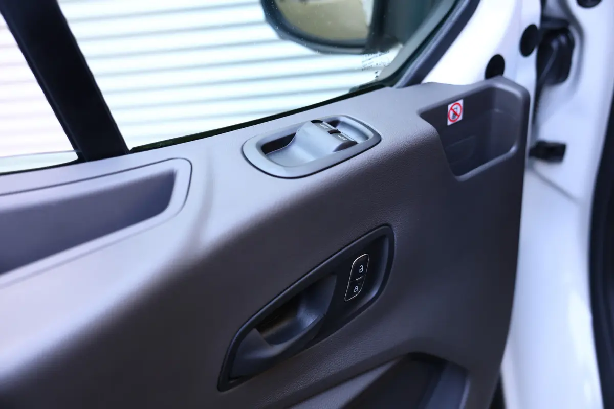 350 2.0 TDCI L2H2 Model 2025 AVM CARPLAY NAVI ACC TACHO STOELVW THAAK BPM VRIJ '24