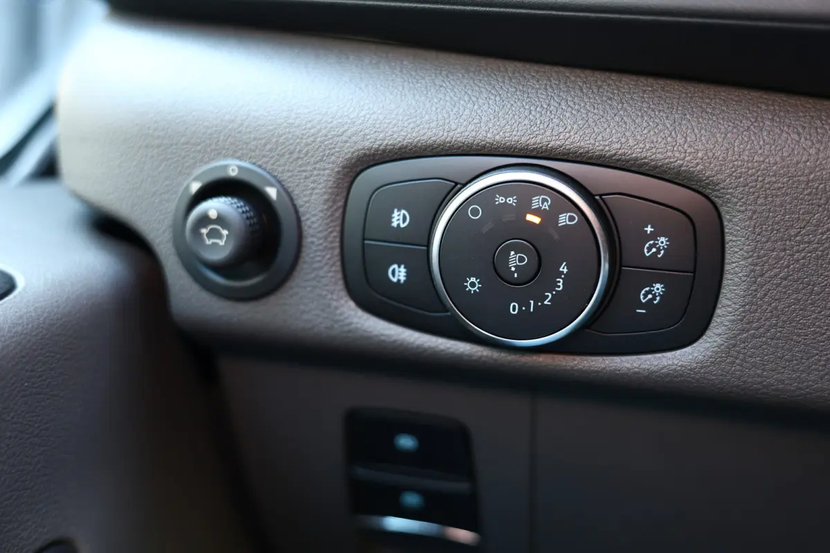 350 2.0 TDCI L2H2 Model 2025 AVM CARPLAY NAVI ACC TACHO STOELVW THAAK BPM VRIJ '24